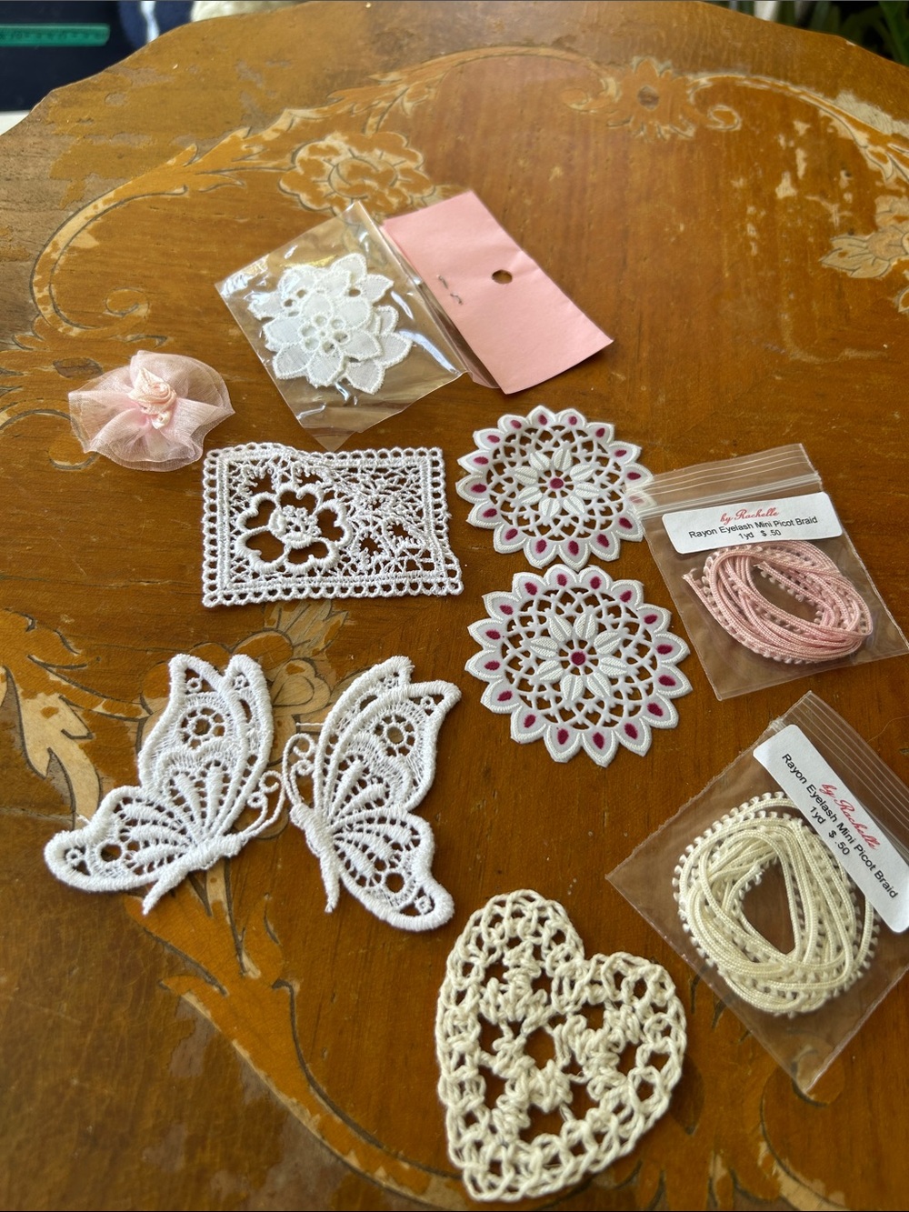 Vintage Lace Appliqués and Trim